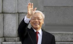 72岁阮富仲超龄连任越共总书记：或为过渡，谁将继任？
