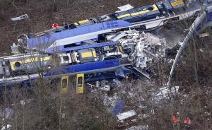 德国列车相撞事故系“人为失误”，已造成至少10人死亡