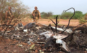 阿尔及利亚航班坠毁残骸被发现，法国总统：悲哀的是无人生还