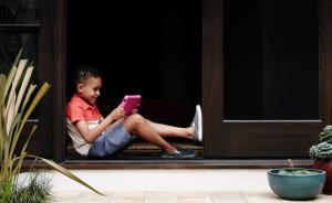 为什么大多数家长对孩子阅读电子书感到担忧？