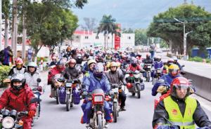 节后摩托大军猛增：一天内7000辆摩托车过境贺州返回广东