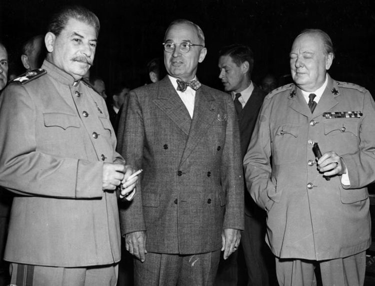 10Stalin-Truman-and-Churchill-together-for-the-first-time