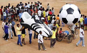 陌生印度足球不差钱：每队都要买巨星，称3到5年超中国