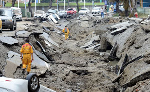 现场图集|台湾高雄石化气爆炸，致27人死亡284人受伤