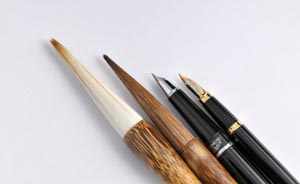 20世纪初上海滩的钢笔与毛笔之战