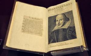 英媒：苏格兰古宅发现罕见首版莎士比亚《第一对开本》