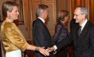西班牙驻比利时大使被撤：与首相亲戚走得很近，被指折磨下属