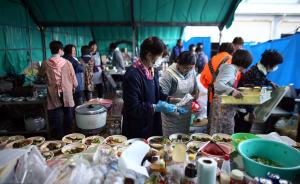 日本媒体赴震区报道被批“垃圾”：占用食物，加剧物资短缺