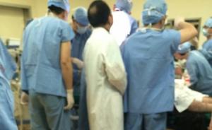 广东一退休牙医被自称25年前病人砍成重伤，官方强烈谴责