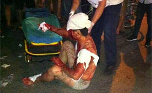 上海出租屋内深夜发生血案：一男子持菜刀重伤两名熟睡室友