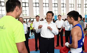 习近平今晚宣布南京青奥会开幕，看望中国代表团“加油打气”