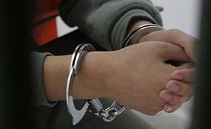 宁波19岁女子遭4人轮奸后被收买当庭翻供称自愿，被判包庇罪
