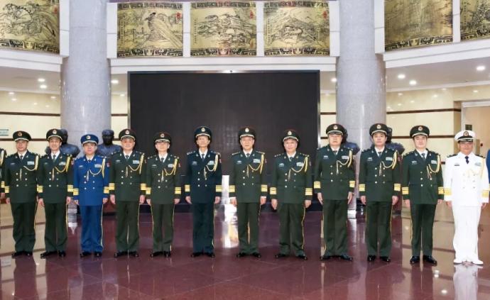 国防大学举行晋衔仪式：4名军官晋升少将军衔