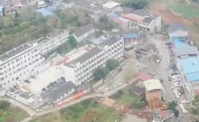 內江地震受傷人數上升至9人,直升機施救