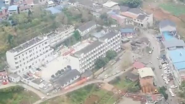 内江地震受伤人数上升至9人，直升机施救