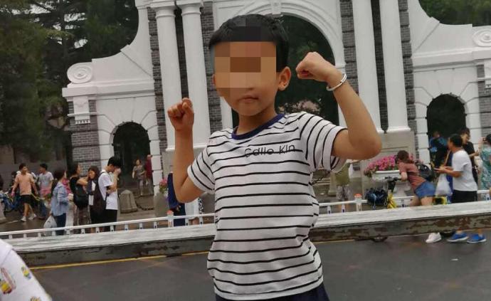 湖南6岁男童被邻居砍死案开庭，被告人有无精神疾病成焦点