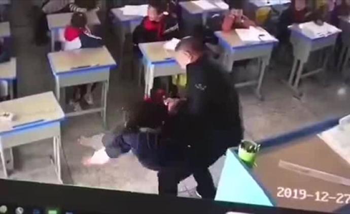 浙江龙港市社会事业局：网传学生被体罚视频属实，教师已停职