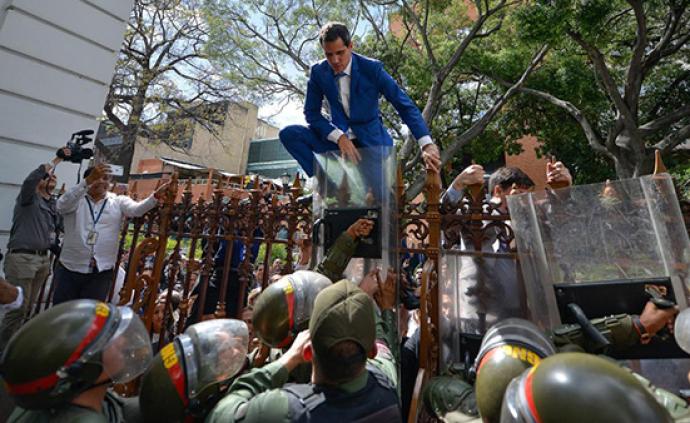 委内瑞拉“议会政变”：瓜伊多议长头衔被抢，强闯议会被拒