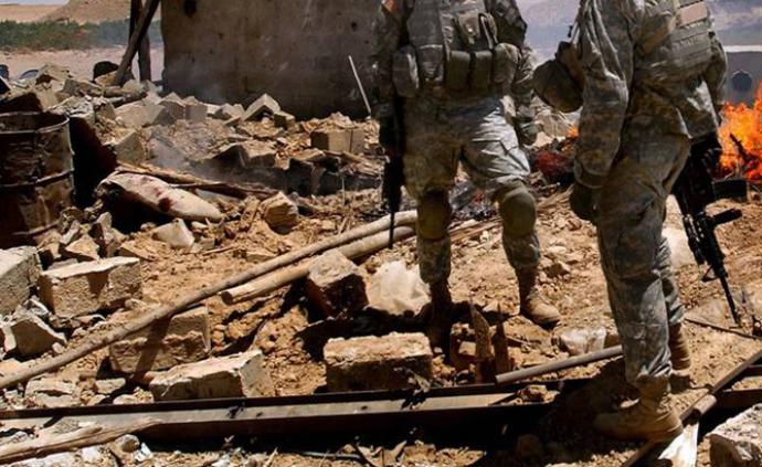 外媒：美军驻伊拉克基地遭到袭击，被多枚火箭弹击中