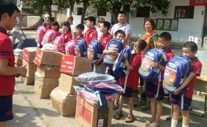 “行走”中的公益：道阻且长，我们一直在路上