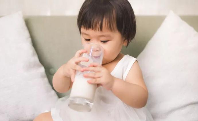 这种“网红奶”接近母乳、能提升宝宝免疫力？骗钱又坑娃