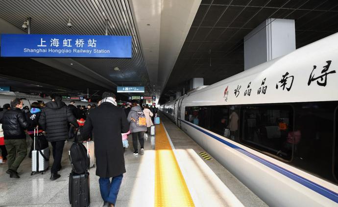 城事｜“水晶晶南浔”高铁列车在上海虹桥站首发 