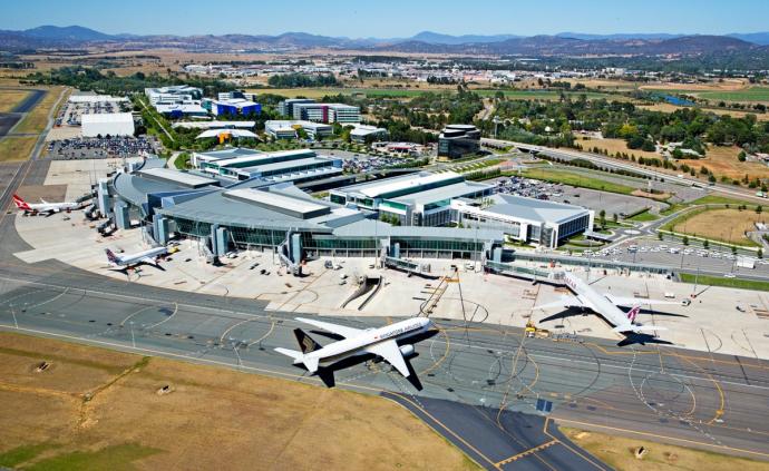 澳大利亚再现新火点，首都堪培拉机场一度暂停客运航班进出