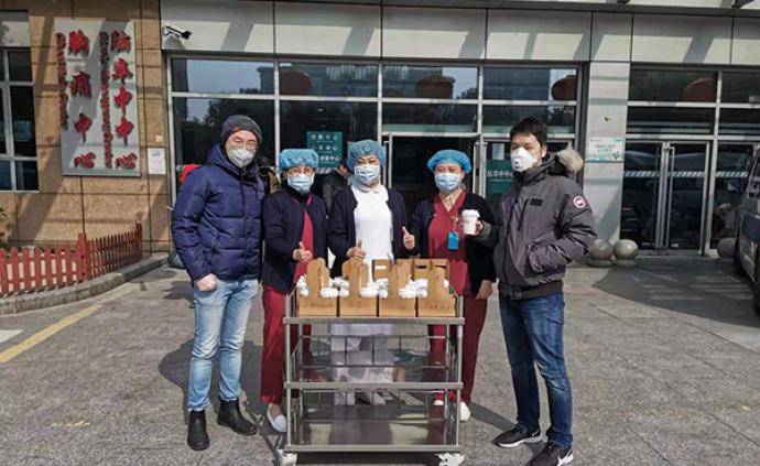 跑一家家医院送数百杯爱心咖啡，这名在沪创业台湾青年暖心了