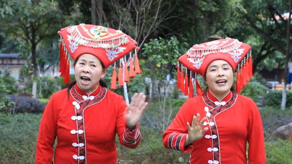 居民唱土话山歌“抗疫”