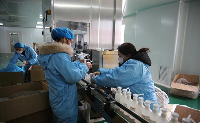 湖南汝城唯一消毒液企业加班生产降价销售，加强防控物资供应