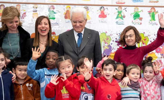 意大利总统探望华人学童：消除疫情偏见