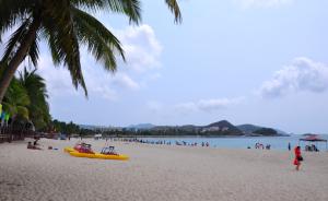 四川游客一家三人溺亡三亚“夺命海滩”，景区被判赔偿36万