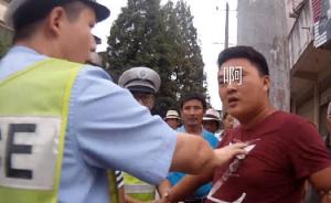 安徽一司机抗法叫嚣“有本事拷我”，警方喷催泪水制服并拘留