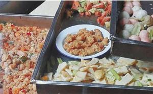 将中秋节前做的菜加热给学生吃，温州一所中学食堂被查封