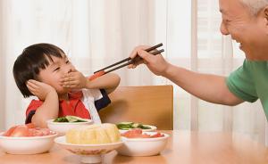 孩子厌食多因喂养不当，可适当“饿一下”
