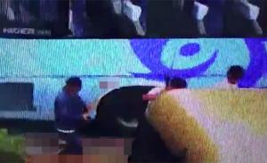 重庆酉阳警方通报5A景区前男子被追砍10刀：因债务纠纷