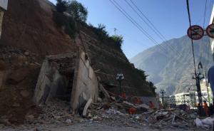 甘肃武都居民楼坍塌已造成4死1伤，专家正调查灾害原因