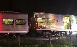 美国纽约长岛发生列车脱轨事故，造成50至100人受伤
