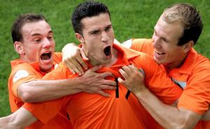 荷兰足球居然死于青训？10年前克鲁伊夫的预言应验了