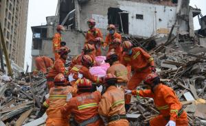 温州民房倒塌致22死6伤事故涉案房东等四人被控制并刑拘