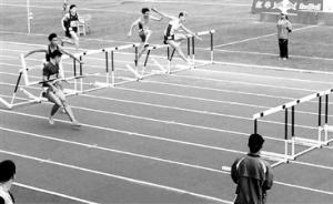 湖南大运会110米栏栏架摆错，指出者因未完赛失去重赛资格