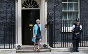 卡梅伦宣布本周三辞职，特里莎·梅成英国第二位女性首相
