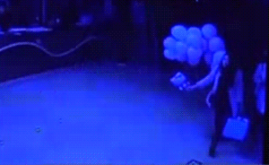 视频｜生日宴后带走大量氢气球，玩闹中点燃炸伤8人炸停电梯