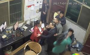 视频｜江西女教师被曝打肿学生下体，家长手持铁棍殴打老师