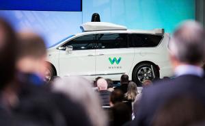 谷歌全新无人驾驶车：自制传感器摄像头