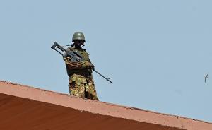 西非国家马里政府军营地遇袭17人死亡，两独立武装宣布负责