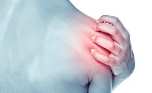 不慎摔倒当心肩袖损伤，长期肩关节疼痛切莫误诊为“肩周炎”