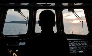 马来沉船事件已3人遇难6人仍失踪