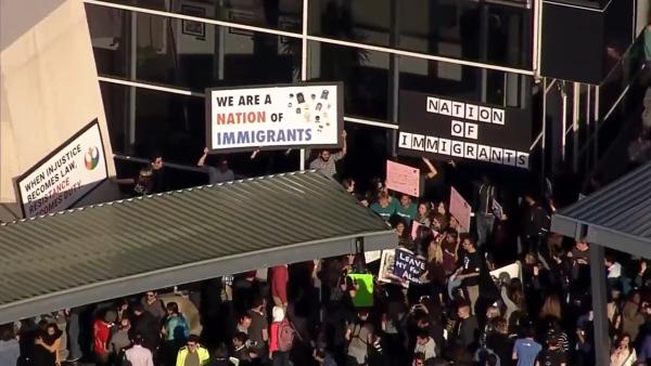 谷歌抗议升级：两千员工声讨入境禁令