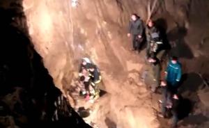 河南漯河12岁小女孩掉入深井，约8个小时后被成功救出